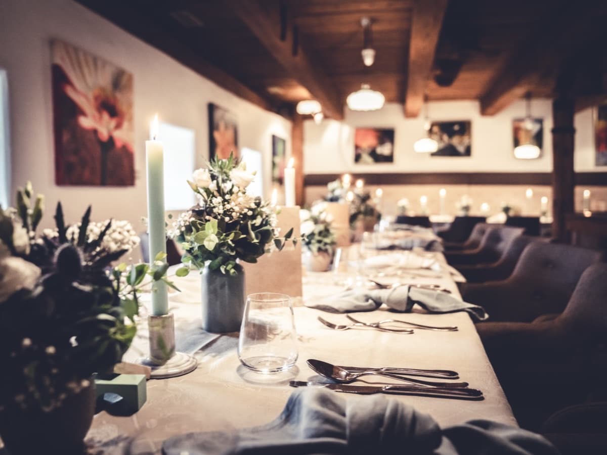 Liebe zum Detail – festlich gedeckte Tafel