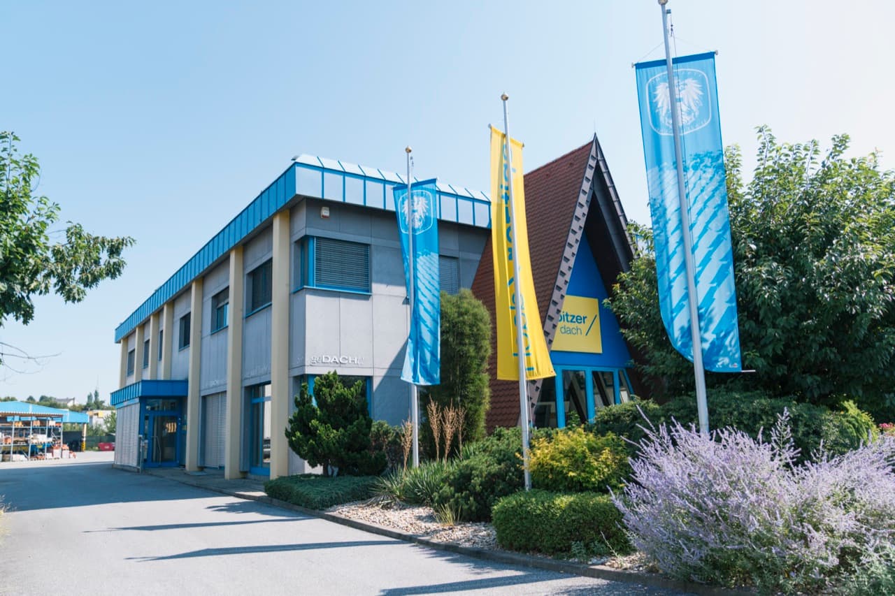 Spitzer Dach Gruppe – Dachdeckerei & Bau